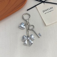 Porte-clés en métal avec miroir argenté, cœur et breloque clé vintage, pendentif mignon pour sac, cadeau pour femme, logo personnalisé