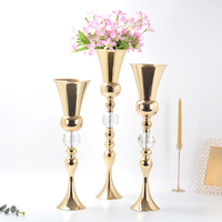 Vase porte-fleurs trompette en métal doré Centres de table pour mariage, arrangement de fleurs en argent pour route de mariage