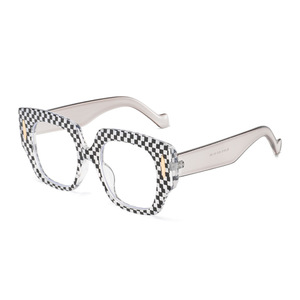 Gafas cuadradas antiluz azul para mujer, gafas ópticas de presbicia con bloqueo de luz azul personalizables de gran tamaño - Product Image 5