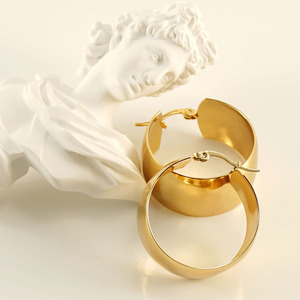 ZOGXIN Gold Hoop Earrings 18K Plated Stainless Steel Women's Fashion Jewelry Geometric Circle Design - Product Image 2