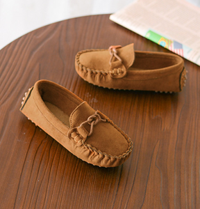 รองเท้าหนังเด็กผู้ชายสไตล์ลำลองแบบสวม รุ่นใหม่สำหรับฤดูใบไม้ผลิและฤดูใบไม้ร่วง ขายส่ง - Product Image 4