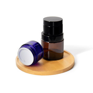 Best-seller CAPOT Brand – Pot en verre transparent ou ambré pour crème cosmétique et soin de la peau, 20g, 30g, 50g, avec couvercle à vis et design sérigraphié - Product Image 6