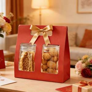 Sac fourre-tout personnalisable à double compartiment pour desserts, avec poignées découpées et fenêtre, fabriqué en papier kraft rouge festif. - Product Image 5