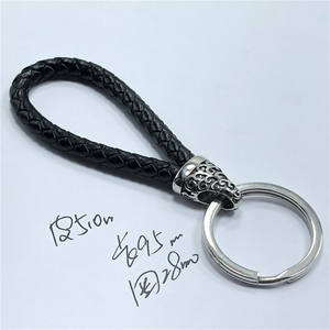 BXNK040 Fundición <span class=keywords><strong>de</strong></span> acero inoxidable Hombres Punk Gancho Final Trenza Cuerda <span class=keywords><strong>de</strong></span> cuero Llavero Cierre <span class=keywords><strong>de</strong></span> langosta - Product Image 4