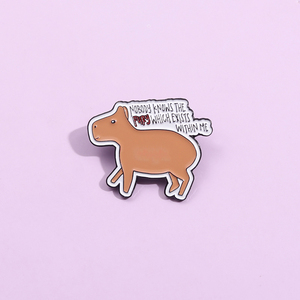 Simpatiche spille in smalto capibara personalizzate nessuno sa dentro di ME spille risvolti con risvolto regalo di gioielli animali per bambini - Product Image 3