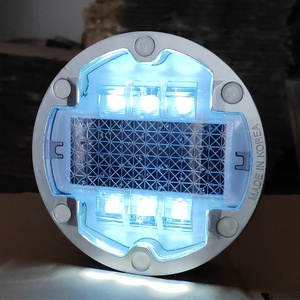 Luz <span class=keywords><strong>solar</strong></span> enterrada Semáforo peatonal intersección luz síncrona 143 impermeable IP68 aluminio fundido LED - Product Image 1