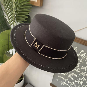 Sombrero Fedora Unisex de Fieltro de Lana Negro al por Mayor con Adornos y Ribete de Cuentas - Product Image 1