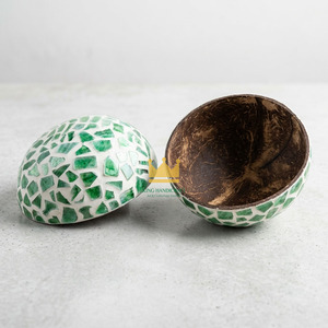 Wholesale in Bulk High-Quality MOP Inlay <b>Coconut</b> <b>Shell</b> Bowls Traditional Handcrafted Decorative for Table Decor - Product Image 6