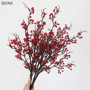 Delicada fruta de simulación de bayas de acebo de Winterberry europeo Artificial para decoración navideña del hogar - Product Image 6