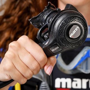 Mares <span class=keywords><strong>ABYSS</strong></span> 22 NAVY II pour la plongée sous-marine, régulateur submersible pour glace avec raccord DIN et manomètre - Product Image 3
