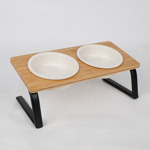 Gamelle double en mélamine de bambou pour chat et chien, surélevée, écologique, design moderne, solution d'alimentation pour animaux de compagnie - Product Image 1