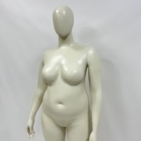 Mannequin de femme de grande taille réaliste et sexy, accessoires pour femmes, grande poitrine, fenêtre personnalisée en fibre de verre