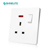 Nouveauté Interrupteur mural en plastique blanc pour usage domestique 10 a 4 interrupteurs