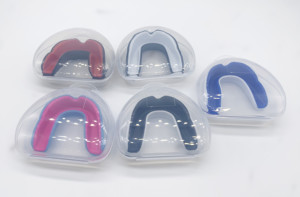 गर्म बिक्री कस्टम हॉकी माउथगार्ड पूर्ण रंग स्टिकर प्रिंटिंग के साथ परिपक्व और बच्चों के आकार 1000 पीसी - Product Image 4