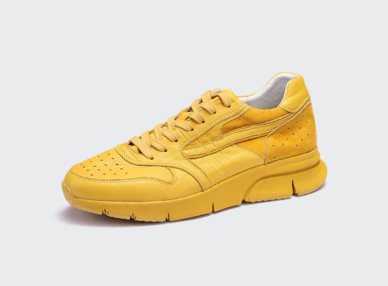 สีเหลือง