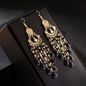 Classico di Tendenza delle Donne di Bianco di Cristallo Lunga Nappa Orecchini 2021 Dei Monili di Modo Della Boemia di Perline di Nozze Orecchini Ganci - Product Image 3