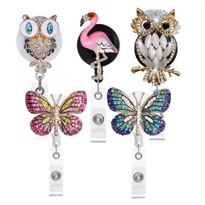 Fashion Cute Rhinestone Retractable Badge Reel Clip Badge Holder Students Id Card Holder Animal Design Teacher Gift