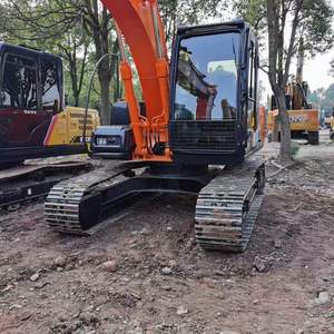 Excavatrice hydraulique sur chenilles d'occasion Hitachi ZX120 de 12 tonnes en excellent état de fonctionnement, à vendre. - Product Image 3