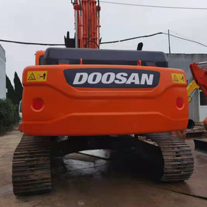 Excavatrice sur chenilles Doosan DX225LC d'occasion bien entretenue, 22 tonnes, faible nombre d'heures de fonctionnement, moteur, pompe, roulement, pour rapport. - Product Image 4