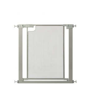 Venta al por mayor valla para niños <span class=keywords><strong>puerta</strong></span> <span class=keywords><strong>de</strong></span> seguridad <span class=keywords><strong>de</strong></span> cierre automático para bebés productos para bebés suministros Fácil <span class=keywords><strong>paso</strong></span> extra alto a través <span class=keywords><strong>de</strong></span> la <span class=keywords><strong>puerta</strong></span> <span class=keywords><strong>de</strong></span> seguridad para bebés - Product Image 2