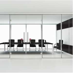 Système de cloison de bureau en verre simple vitrage intégré en aluminium de 83 mm à installation rapide pour espaces commerciaux modernes - Product Image 1