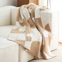 Plaid en velours blanc crème chaud pour l'hiver, design rayé élégant, couverture de luxe pour canapé et chambre à coucher