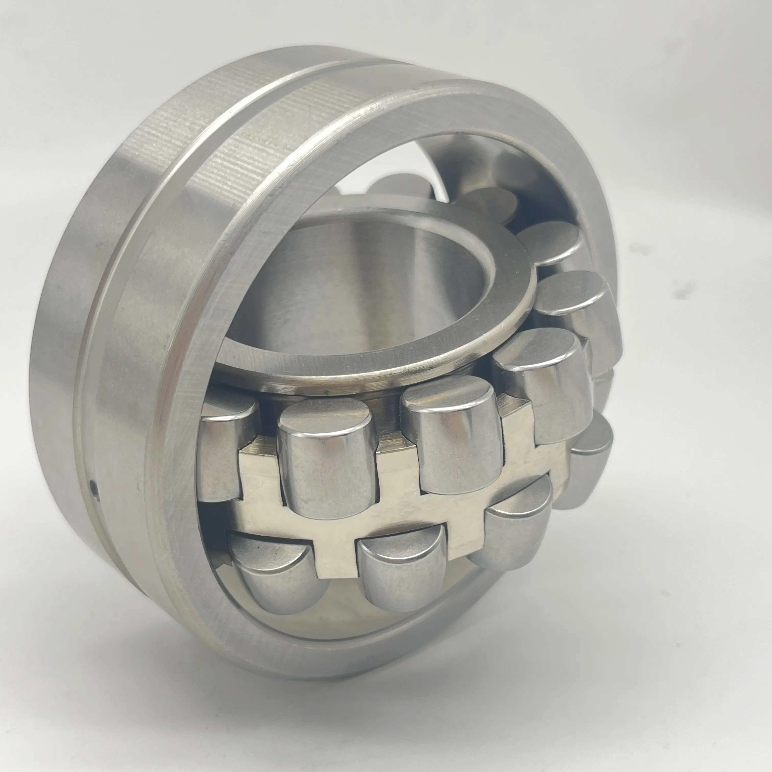 Production and manufacturing of 420 material stainless steel self-aligning roller bearing SS23240