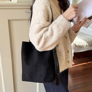 Sac seau en daim à imprimé léopard rétro coréen, polyvalent, pour femme, à porter à l'épaule ou en bandoulière, idéal pour les sorties mère-fille - Product Image 1