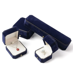 Boîte à bijoux octogonale en velours de daim personnalisée bague boucle d'oreille Bracelet boîte de collier boîte d'emballage de bijoux de mariage avec logo - Product Image 5
