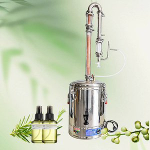 Machine de distillation d'huiles essentielles avec chauffage et condensation haute performance pour l'extraction d'huiles végétales - Product Image 2