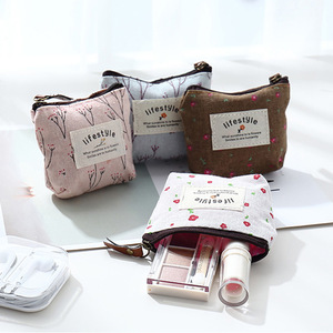 Lifestyle Floral Print <b>Mini</b> Coin Purse Portable Key <b>Pouch</b> For Home Storage Unisex - Product Image 1