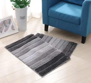 Custom Fluffy Soft Plush Stripe Shower Carpet Quick Dry Microfiber Tufted Bath Rug Non Slip Bath Mats