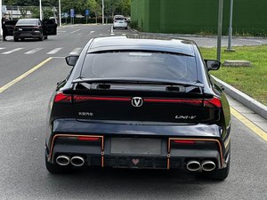 Sedán Chino Económico Changan UNI-V Modelo <span class=keywords><strong>2022</strong></span> 2023 2024 Edición Deportiva Autos Usados Asientos de Cuero Ajustables Eléctricamente - Product Image 6