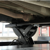 Atelier de livraison rapide 8T ascenseur de voiture à quatre poteaux 2 cric à rouleaux capacité hydraulique palan de voiture à 4 poteaux inventaire d'usine prix de gros
