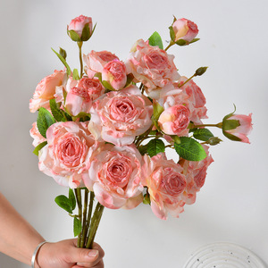 Arrangement floral artificiel en soie, Rose Fleurie, branche unique multi-têtes, bords brûlés faits main - Product Image 5