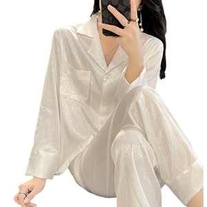 <span class=keywords><strong>Pigiama</strong></span> Estivo da <span class=keywords><strong>Donna</strong></span> in Poliestere Traspirante, Jacquard a Spina di Pesce, Manica Lunga, Lunghezza Intera, Set Cardigan per Casa, Taglia <span class=keywords><strong>XXL</strong></span> - Product Image 5