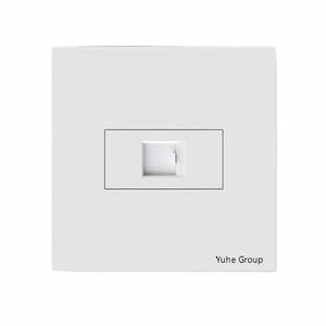 Prise TV universelle internationale avec panneau tactile et prise murale 10A, série 86, montage mural - Product Image 1