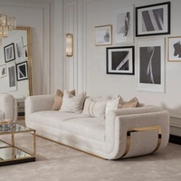 Canapé en tissu Chesterfield moderne en gros, 3 places, avec design capitonné, fonction canapé-lit, pieds en métal, pour hôtel et usage domestique