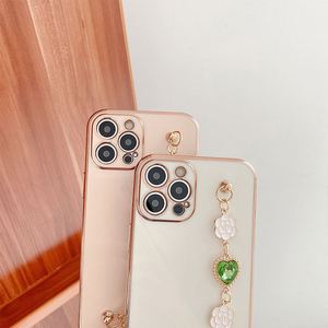 Nouveaux Designs Populaires <span class=keywords><strong>Bijou</strong></span> <span class=keywords><strong>Chaîne</strong></span> Suspendue <span class=keywords><strong>Chaîne</strong></span> Sangle <span class=keywords><strong>Téléphone</strong></span> Cas pour IPhone 11 12 13 14 15 Pro Max Électrolytique Conception - Product Image 5