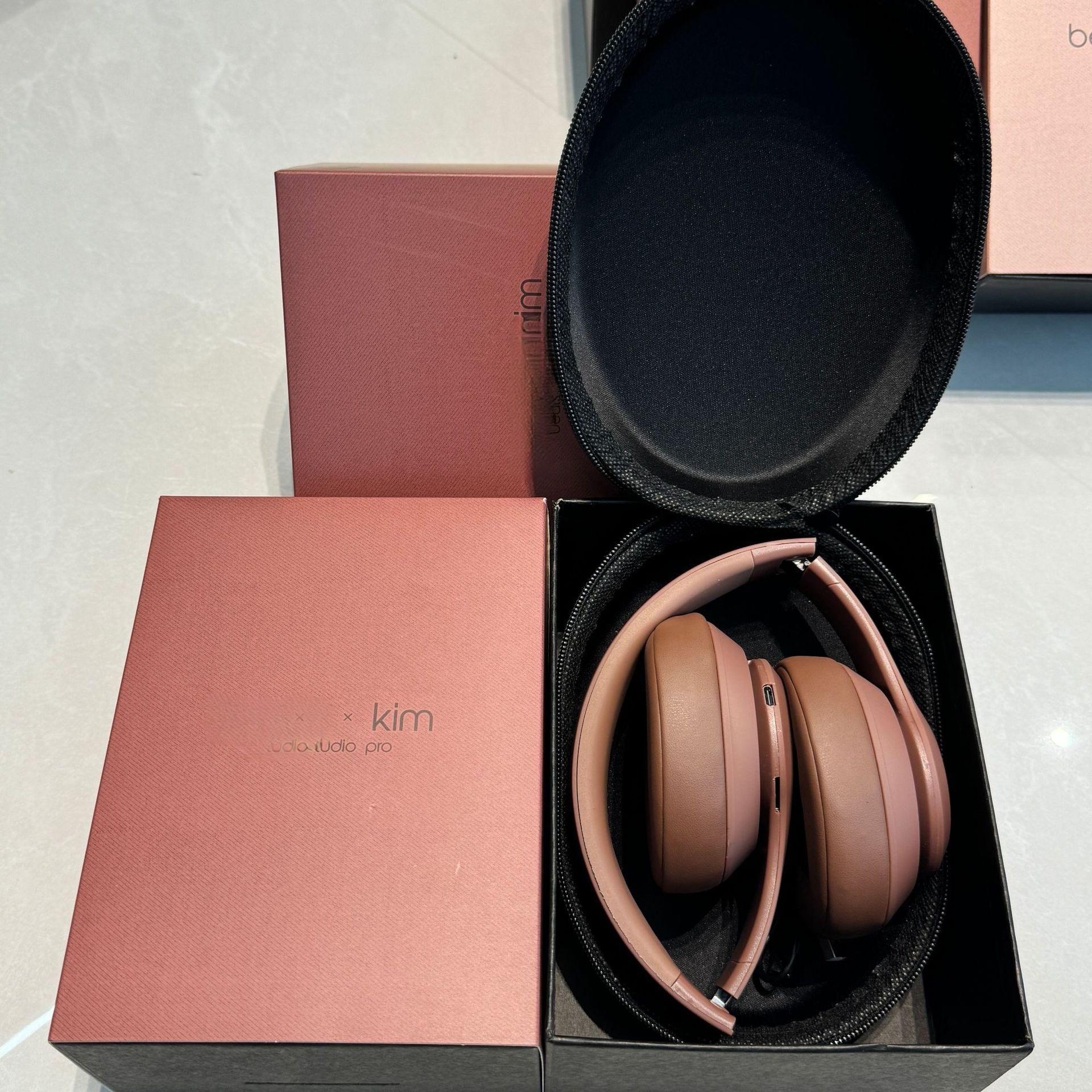 โลโก้ Earth+B+หน้าต่างป๊อปอัป ISO+ไฟแสดงสถานะ