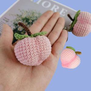Colgante de hilo tejido a mano con forma de melocotón, llavero decorativo de fruta, adorno para bolso - Product Image 6