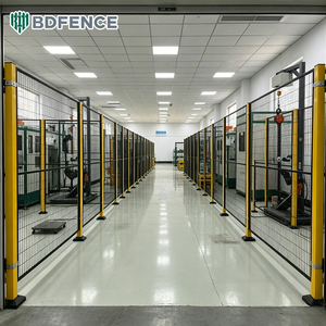 Clôture métallique durable pour robots industriels - Protection longue durée pour <span class=keywords><strong>les</strong></span> environnements industriels et ateliers - Product Image 3