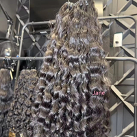 Lots de Cheveux Humains Remy Bouclés Pixie Indiens Bruts en Gros, Cheveux Vierge Ondulés Naturels Cambodgiens, Cheveux Vietnamiens Lisses à Cuticules Alignées