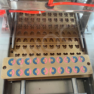 Hnoc แม่พิมพ์ช็อคโกแลตทรงกลมมีลวดลายเห็ดโพลีคาร์บอเนต3D ซิลิโคนลูกอมแบบนิ่มสำหรับทำขนม - Product Image 5