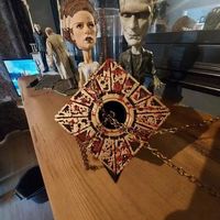 Cubo mágico giratorio desmontable de plástico, regalo de la película Hellraiser, artículo de colección de terror para Halloween, caja de rompecabezas decorativa.