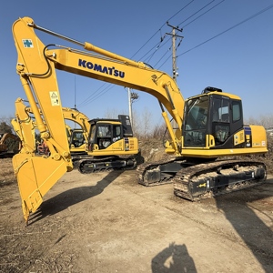 Excavatrice sur chenilles Komatsu PC160-7 d'occasion de 16 tonnes avec moteur Cummins, modèle 2020, capacité de la benne de 0,7 m, à vendre - Product Image 1