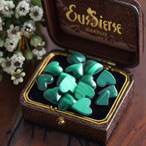 Hoge Kwaliteit Natuurlijke Groene Malachiet Edelstenen 8Mm 10Mm 14Mm Hartvorm Cabochon Losse Stenen Groothandel - Product Image 1