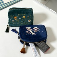 Pochette de maquillage personnalisée en velours brodé style coréen, grande capacité, organiseur de cosmétiques avec appliques, étui à pinceaux de maquillage zippé pour voyage