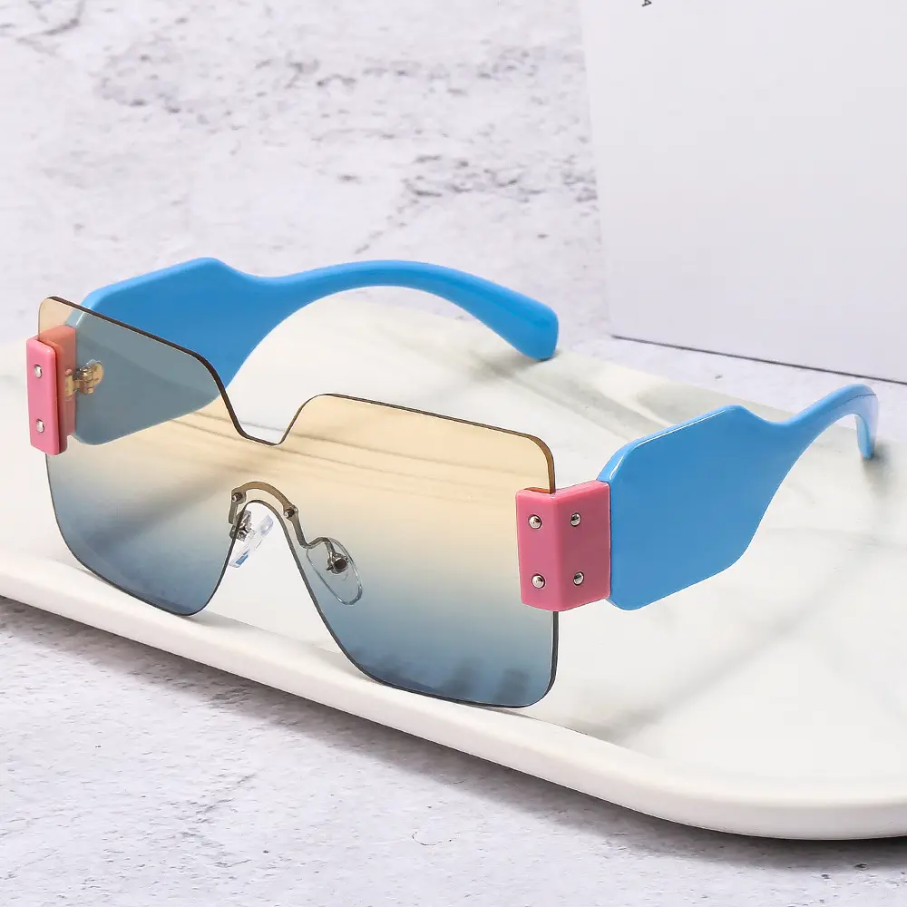 अनुकूलित लोगो फैशन एकीकृत बड़े फ्रेम धूप के चश्मे व्यक्तिगत चौड़े पैर बहुमुखी धूप