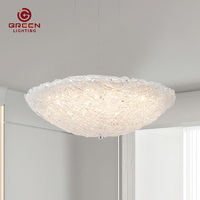 Luminaire suspendu en verre moderne et créatif en forme de nuage à DEL Lustre de restaurant télécommandé pour magasin de vêtements Éclairage parfait